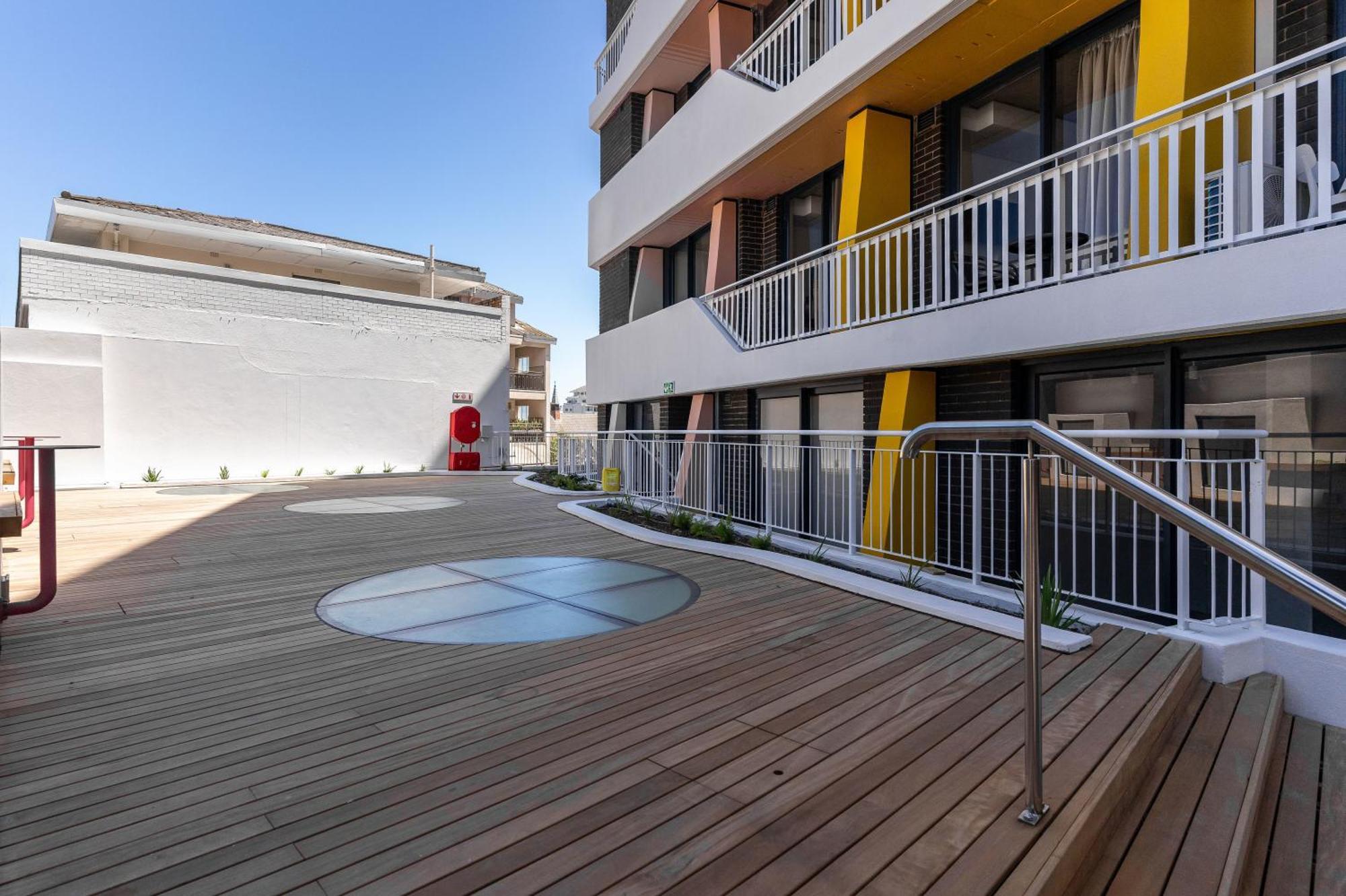 The Blok 102 -1 Bedroom In Sea Point Apartment *